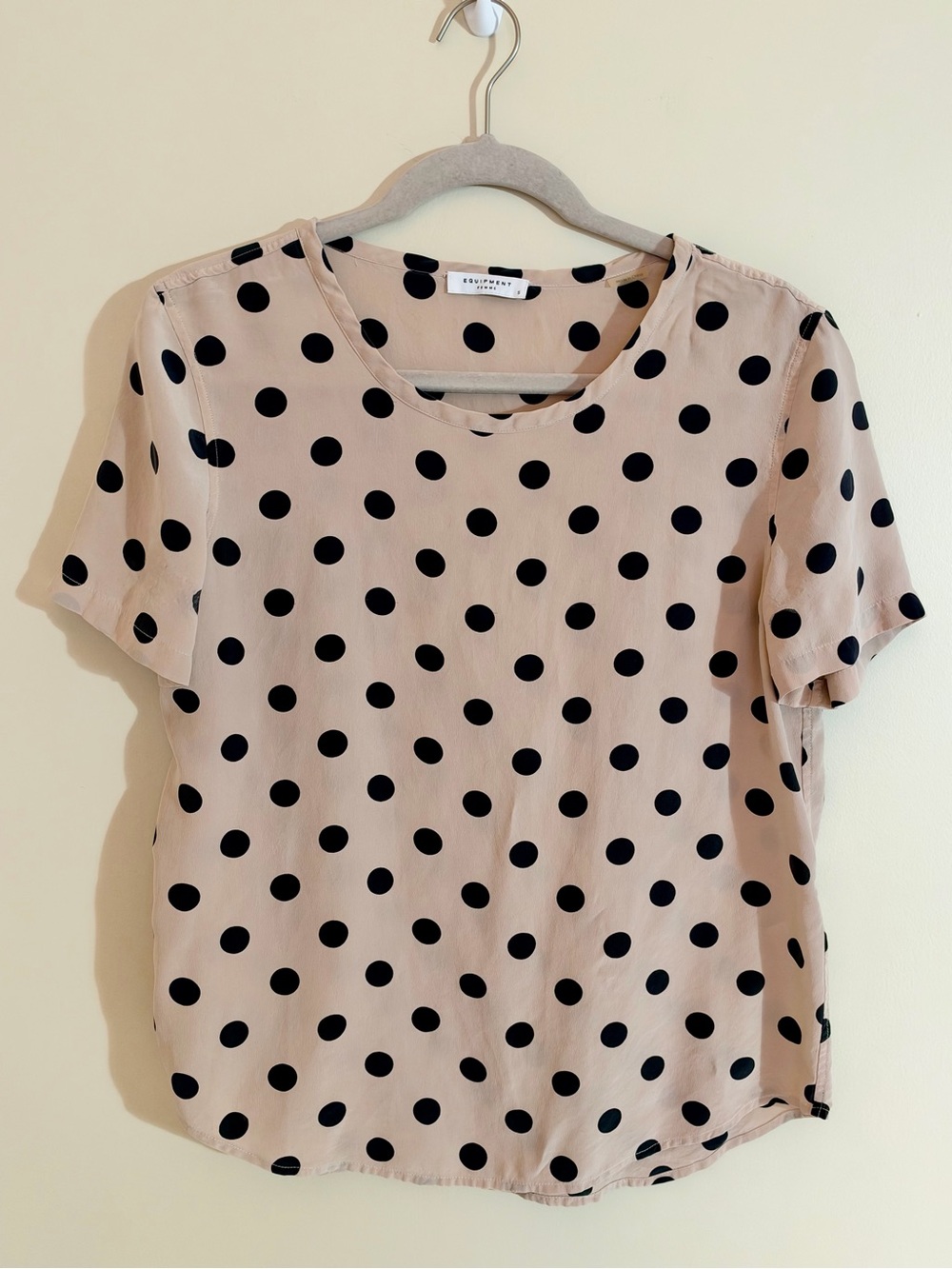 Equpiment Femme Silk Polka Dot Short Sleeve Blouse - Beige/Black - Small